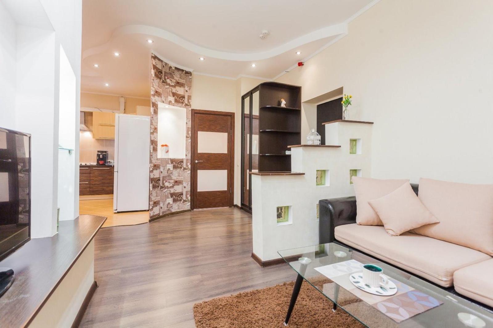 Navit Apartments With Breakfast,Near The Railway Station, The City Center, The Park Kiev Buitenkant foto